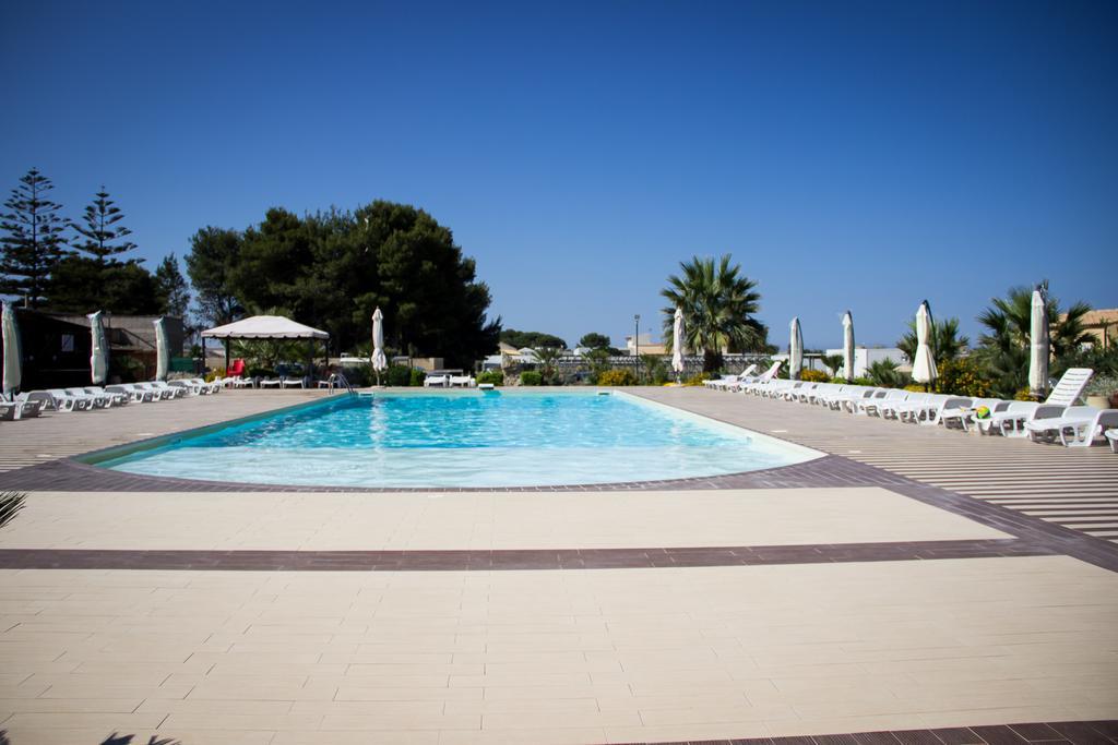 Case Vacanza Torre Lupa Марсала Экстерьер фото